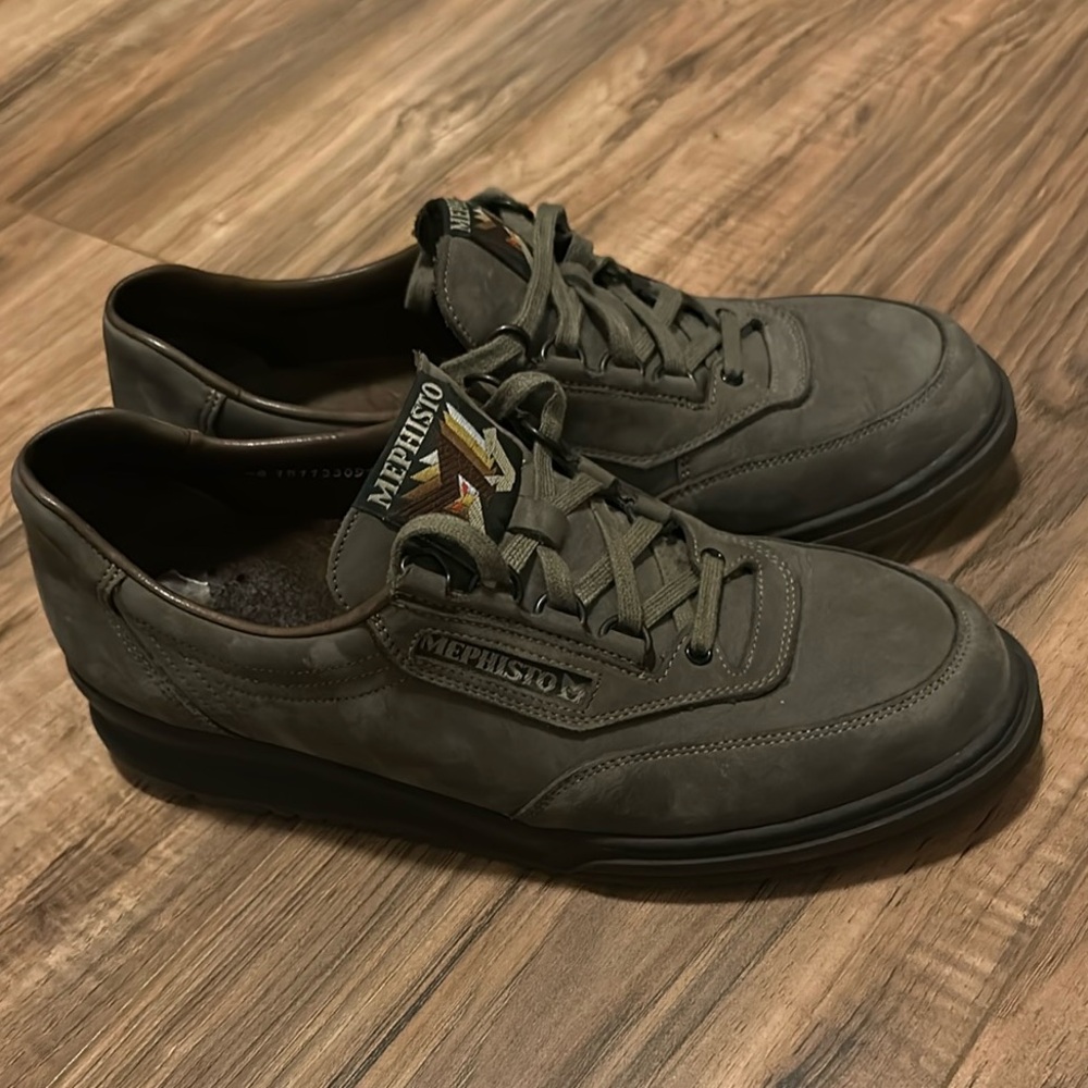 (WS1) Mephisto women’s brown/taupe Shoes